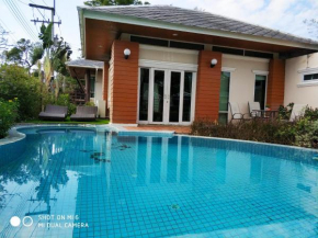 Kirinakara Holiday Home
